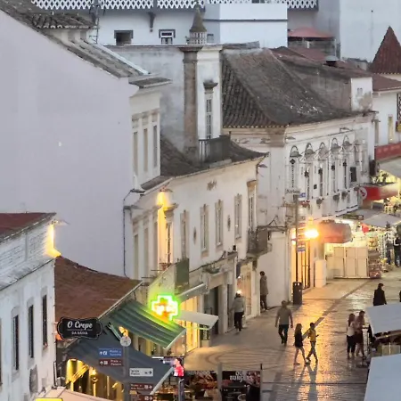 아파트 Apartamento T1 Catraio 8a, Baixa De